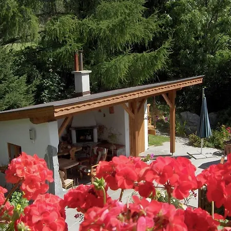 Holiday Haus Maria *